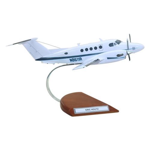 Beechcraft Super King Air 200 Custom Aircraft Model - View 5