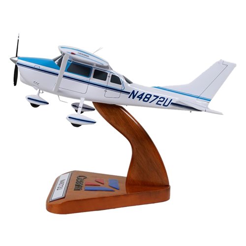 Cessna 205 Custom Aircraft Model - View 2