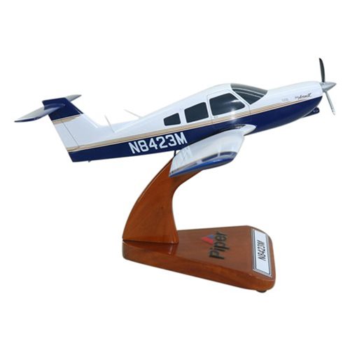 Piper PA-28R-201 Arrow III Custom Aircraft Model - View 4