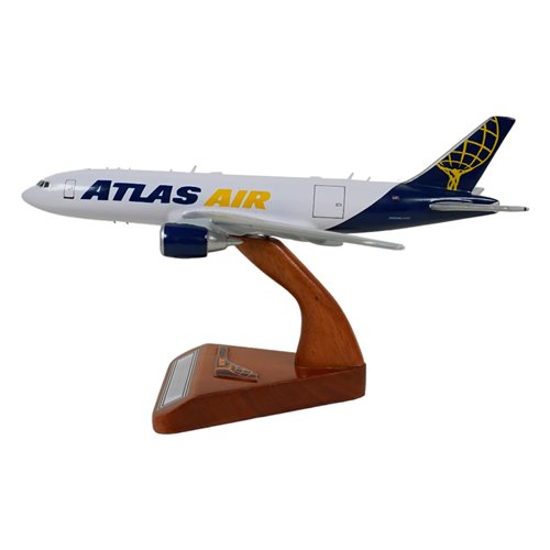 Atlas Air Boeing 777F Custom Aircraft Model - View 2