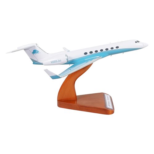 Gulfstream G550 Custom Aircraft Model - View 6