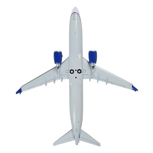 United Airlines B737-Max 9 Custom Aircraft Model - View 7