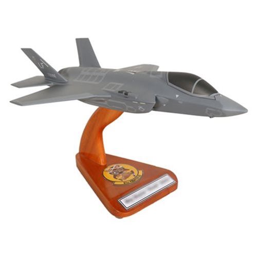 Design Your Own F-35A Lightning II Custom Airplane Model - View 7