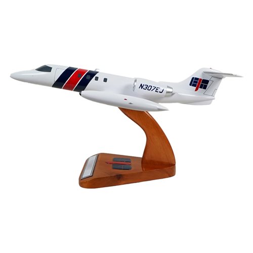 Learjet 24 Custom Aircraft Model - View 2