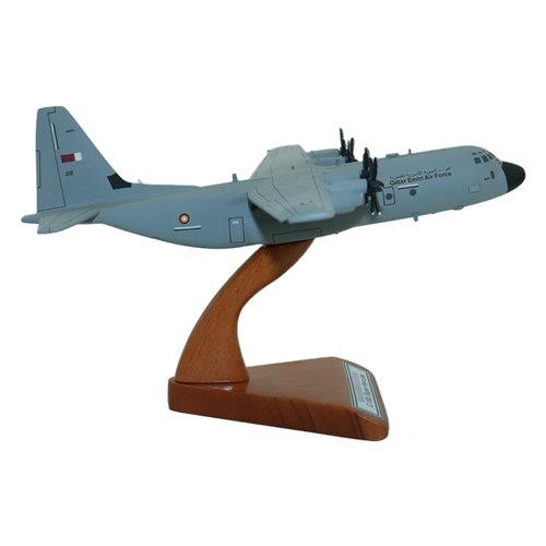 Design Your Own C-130J-30 Custom Aircraft Model - View 5